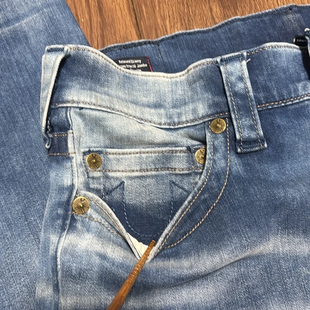 True Religion ROCCO Relaxed Skinny Jeans 34 Premium Wash Denim